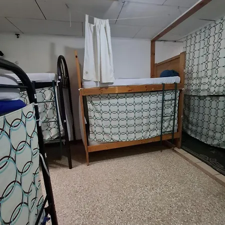 Gaudy'S Hostel-3